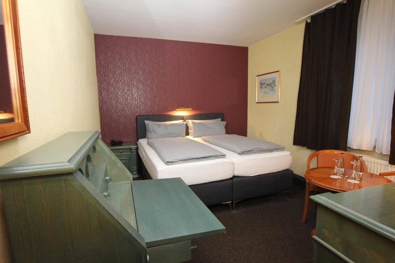 Hotel Restaurant Zur Linde Pattensen Dış mekan fotoğraf