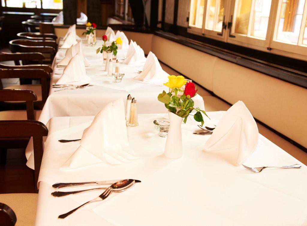 Hotel Restaurant Zur Linde Pattensen Dış mekan fotoğraf