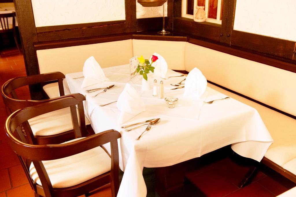 Hotel Restaurant Zur Linde Pattensen Dış mekan fotoğraf